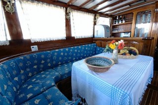 CEYLAN Dining